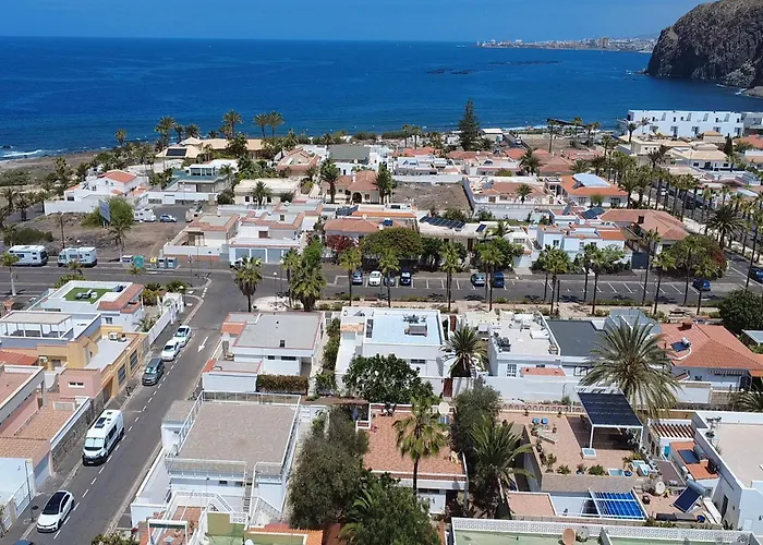 Luxury Family Buho Heated Pool