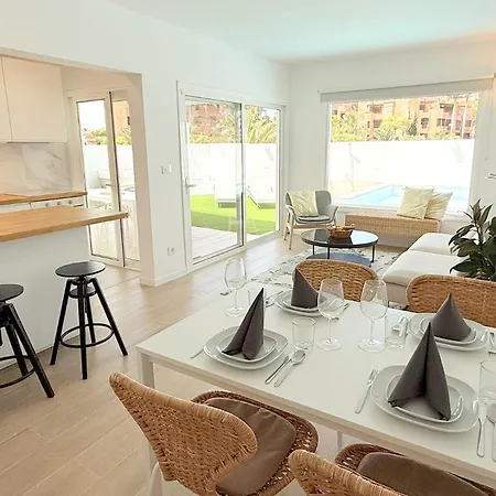 Luxury Family Buho Heated Pool