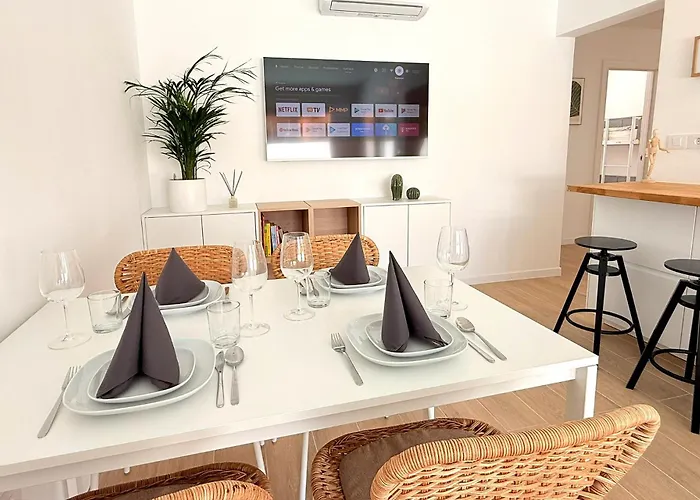 Luxury Family Buho Heated Pool