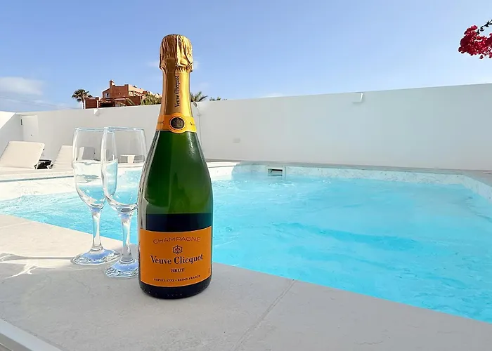 Luxury Family Buho Heated Pool 팔름-마르